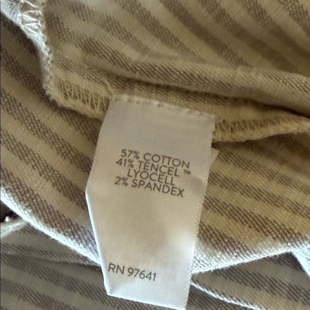 Jjill NWT Cappucbrly lightweight jacket. Size S metal buttons. Pockets. Striped - Picture 10 of 10